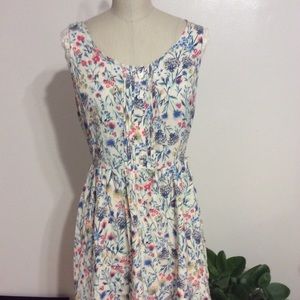 Lauren Conrad Size M NWT